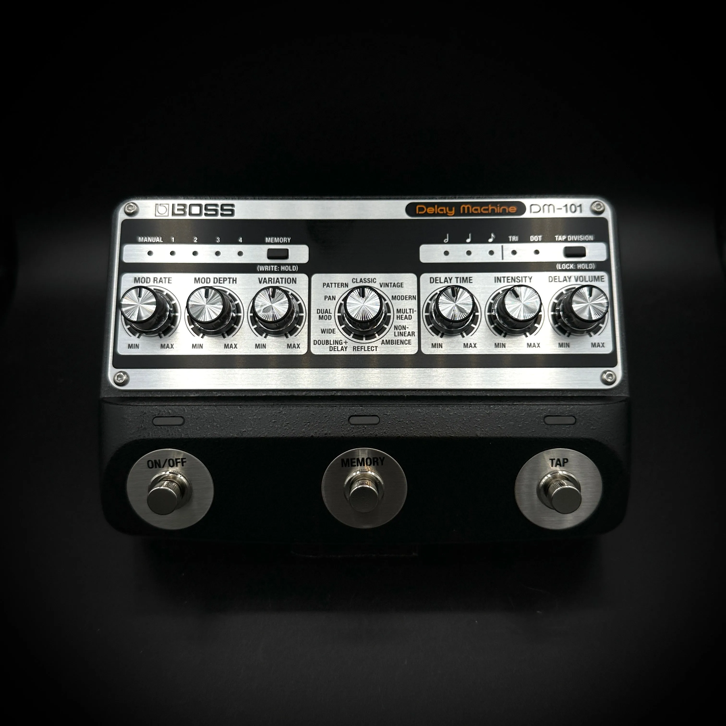 Boss DM-101 Delay Machine