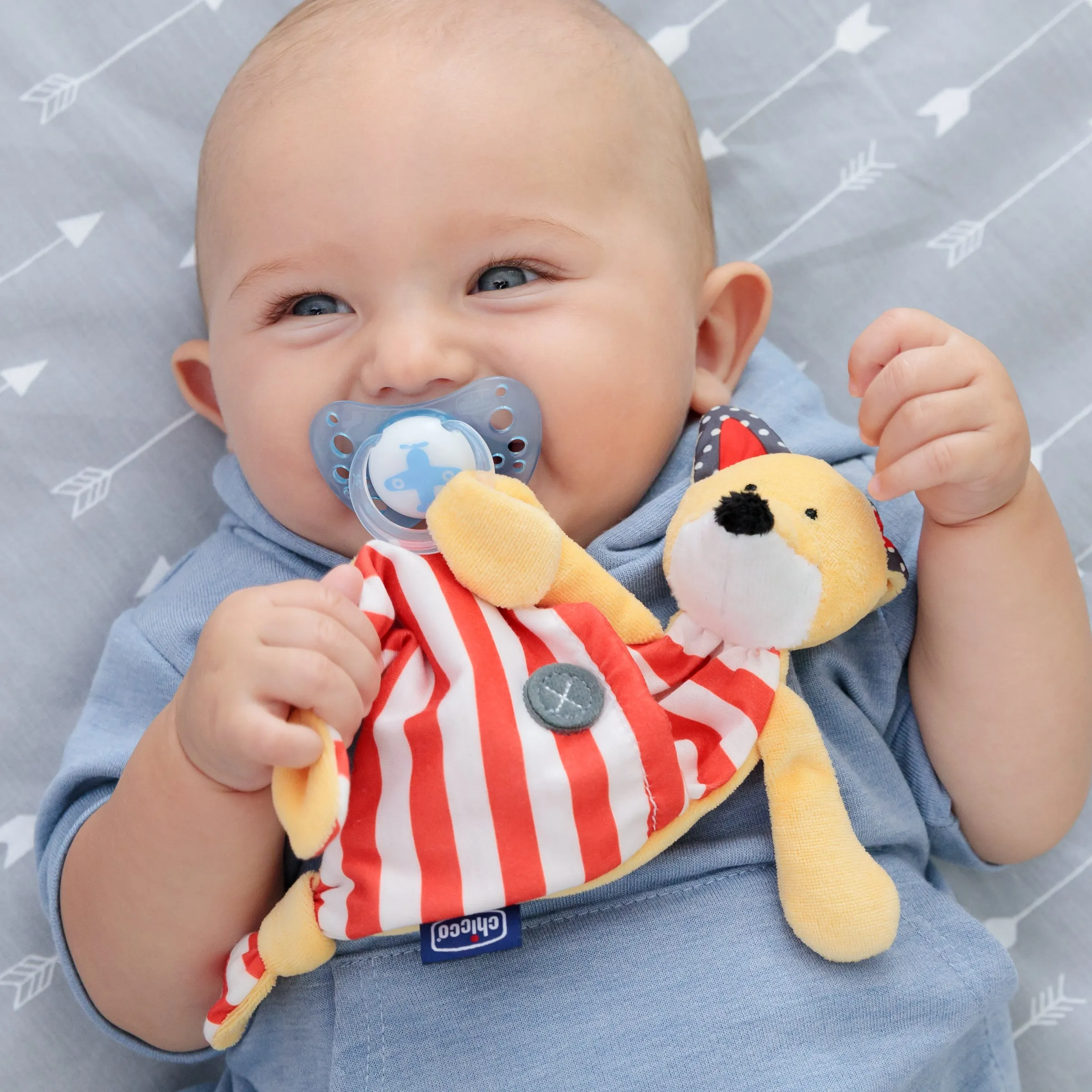 Chicco Pocket Buddies Soft Pacifier Lovey