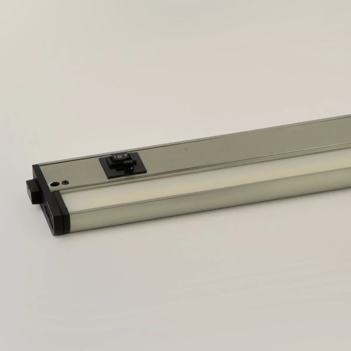 CounterMax 5K 30 Inch LED Under Cabinet Light, 2700K to 5000K, 1800 Lumens, 120V, Bronze