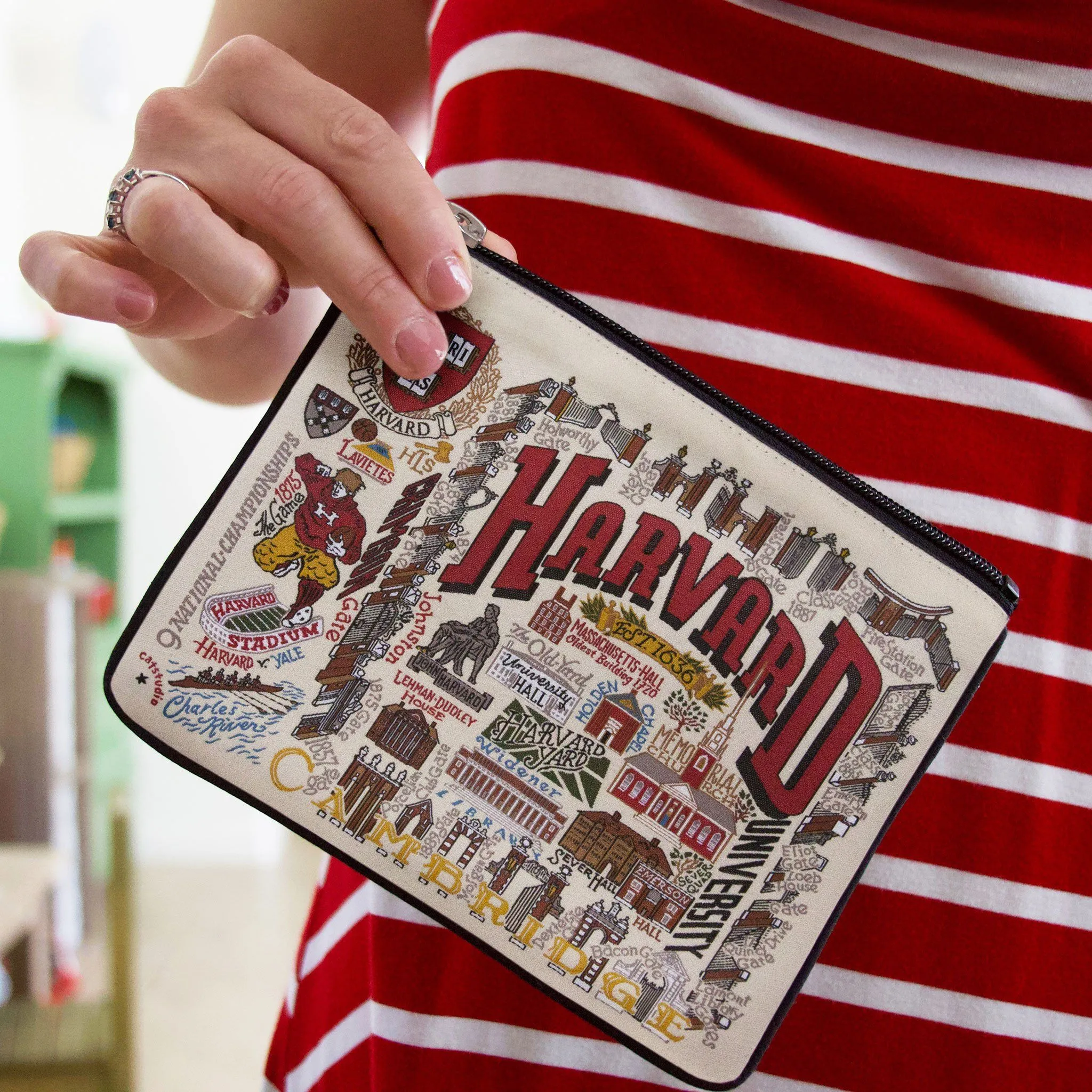 Harvard University Collegiate Zip Pouch