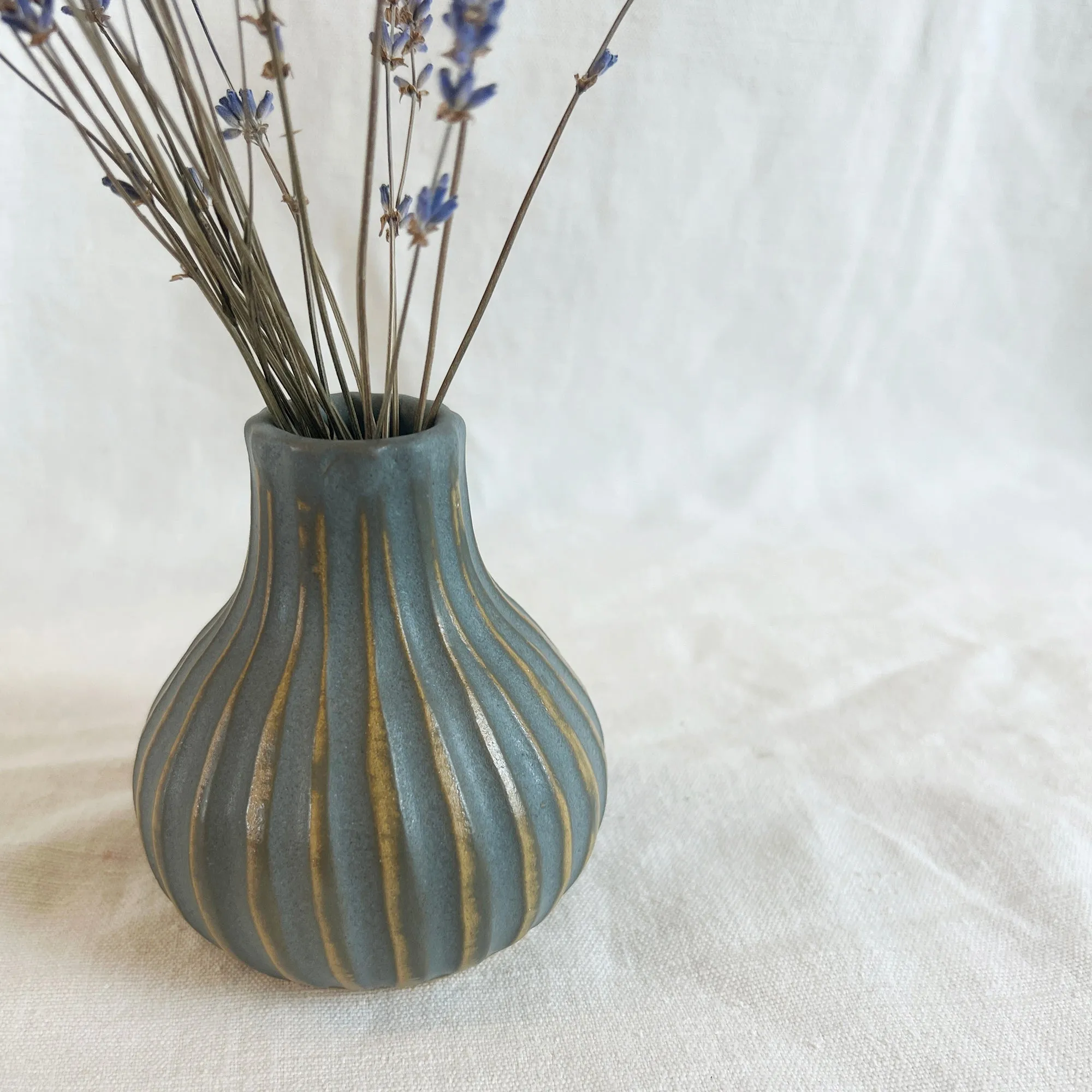 KALIKA Textured Stoneware Bud Vase (WS)