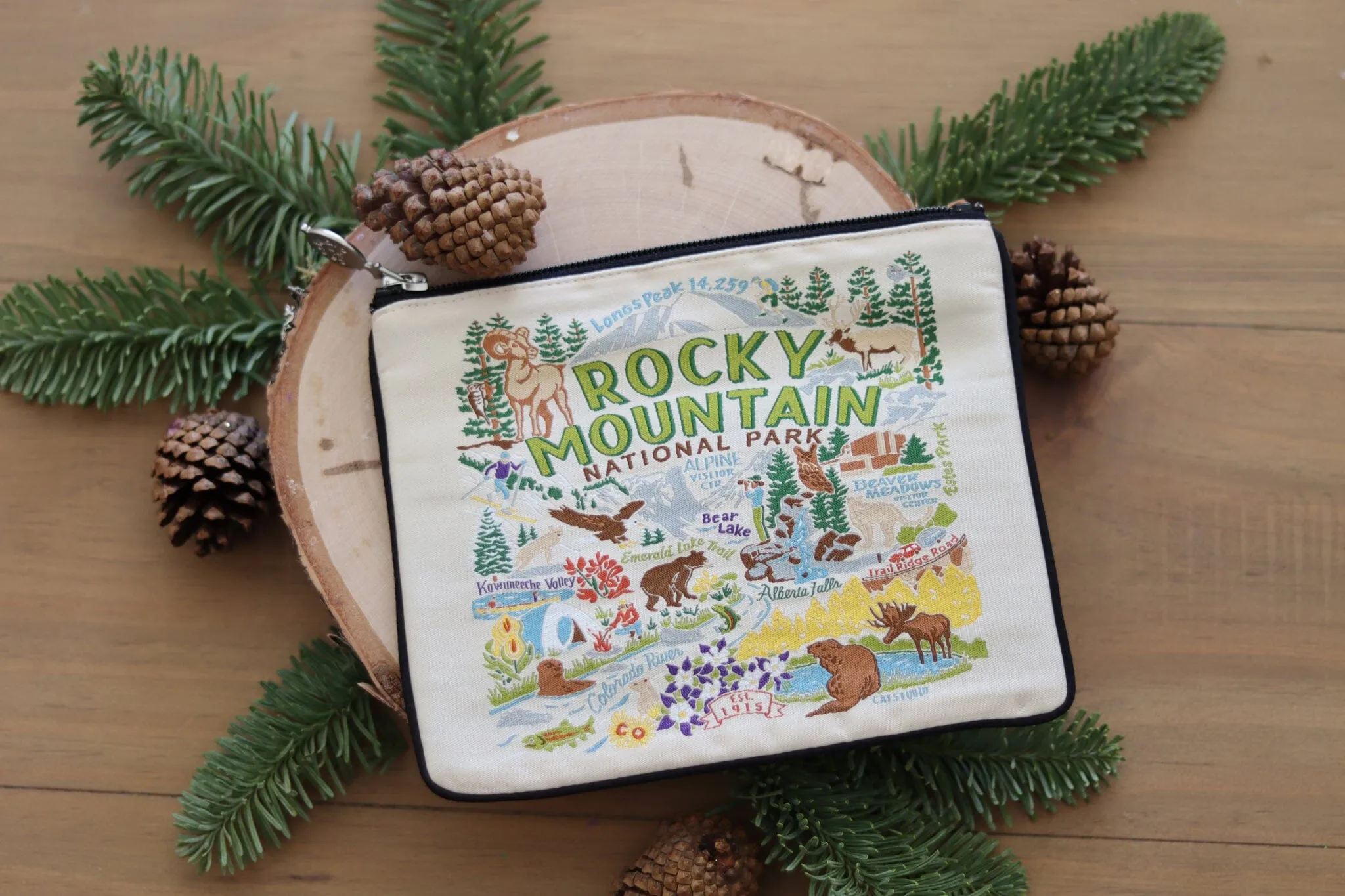 Rocky Mountain National Park Zip Pouch - Natural