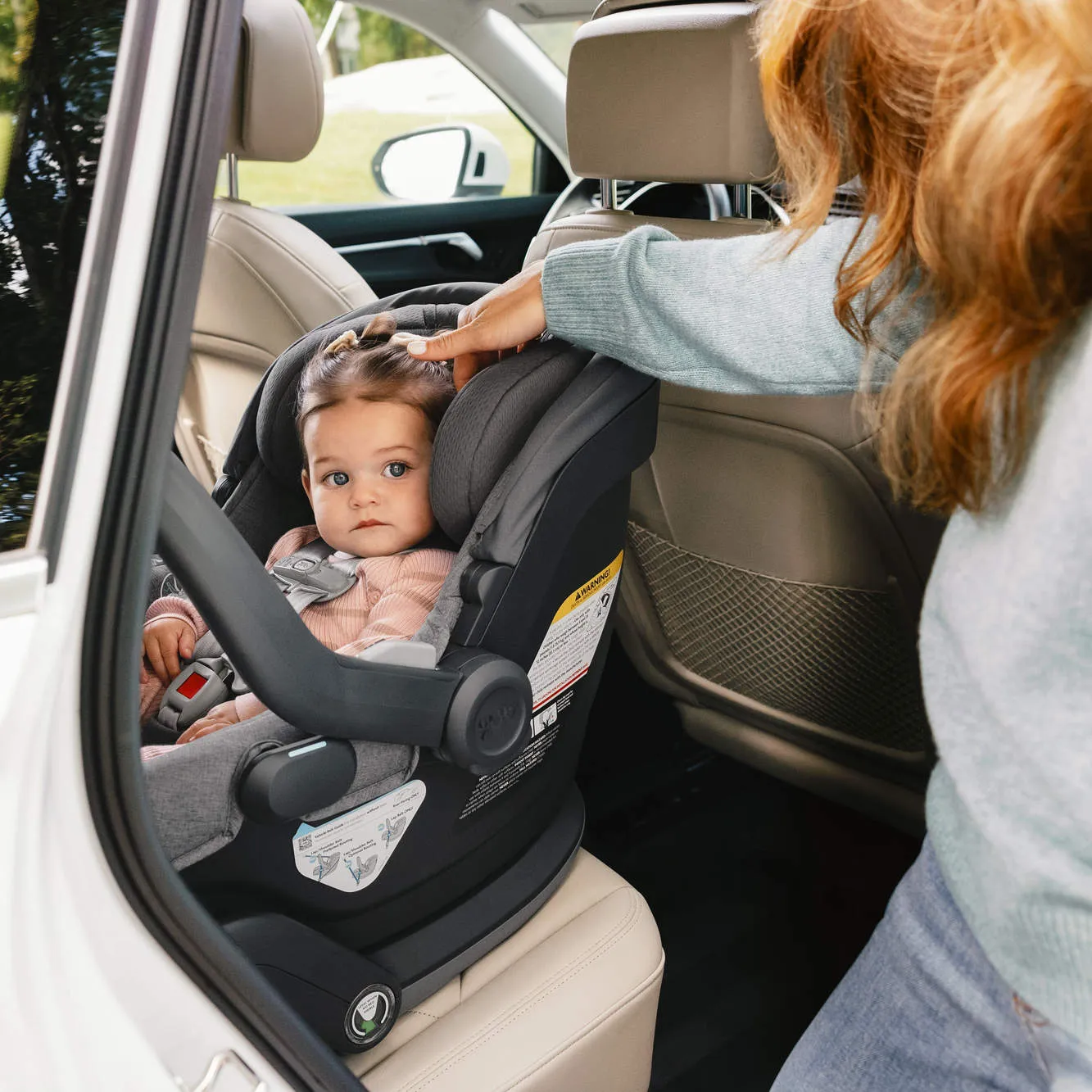 UPPAbaby Mesa V2 Infant Car Seat   Base