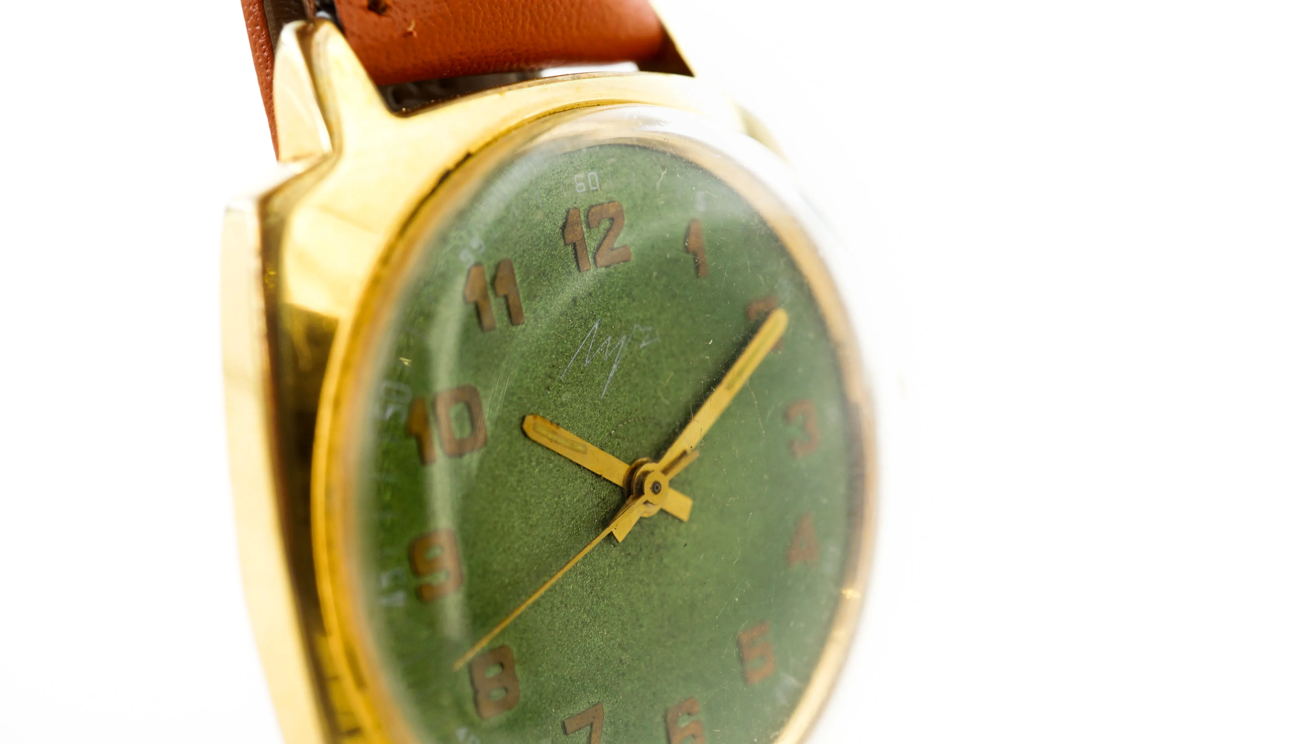 Vintage soviet watch Luch 2209 green dial 23 jewels, rare green dial