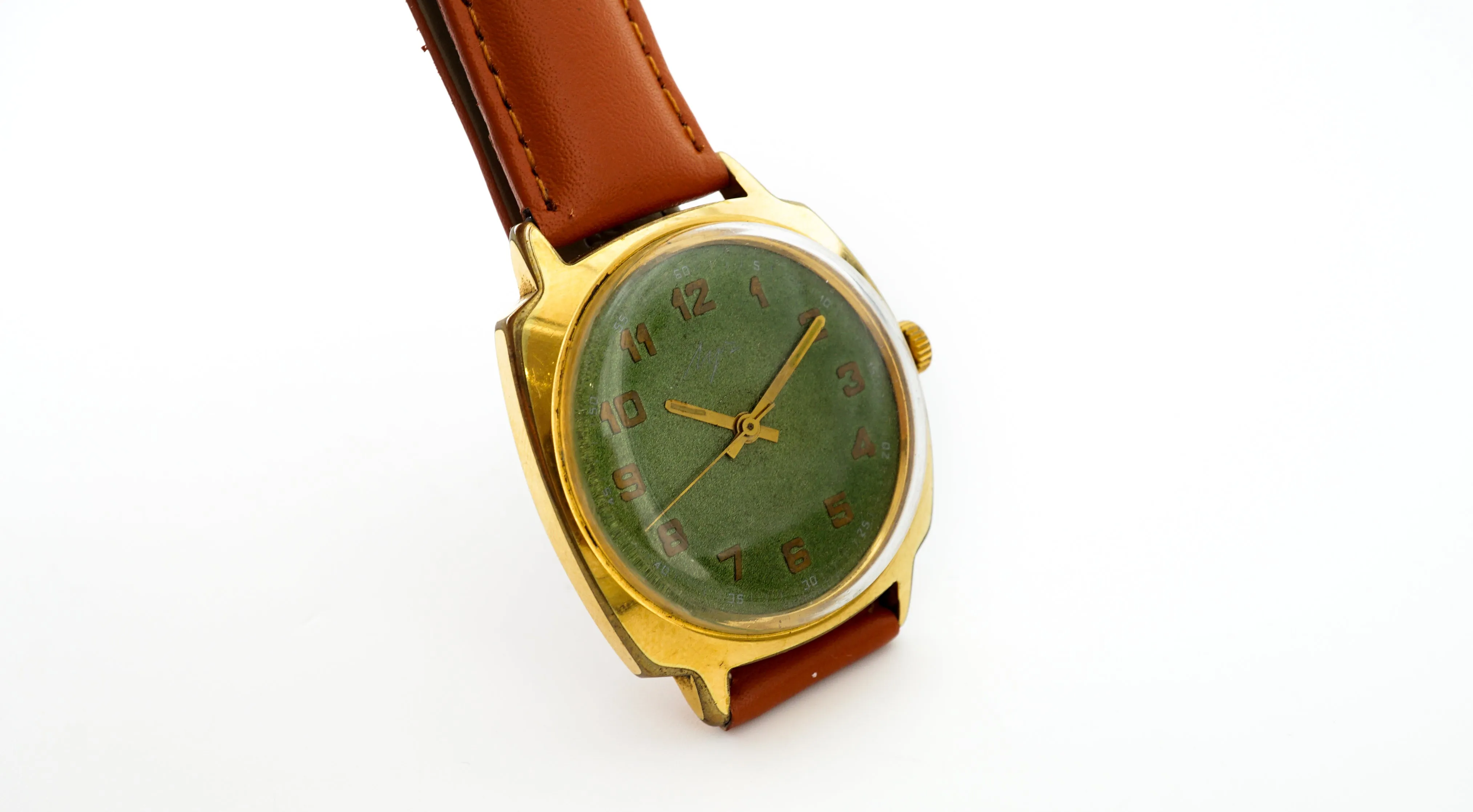 Vintage soviet watch Luch 2209 green dial 23 jewels, rare green dial