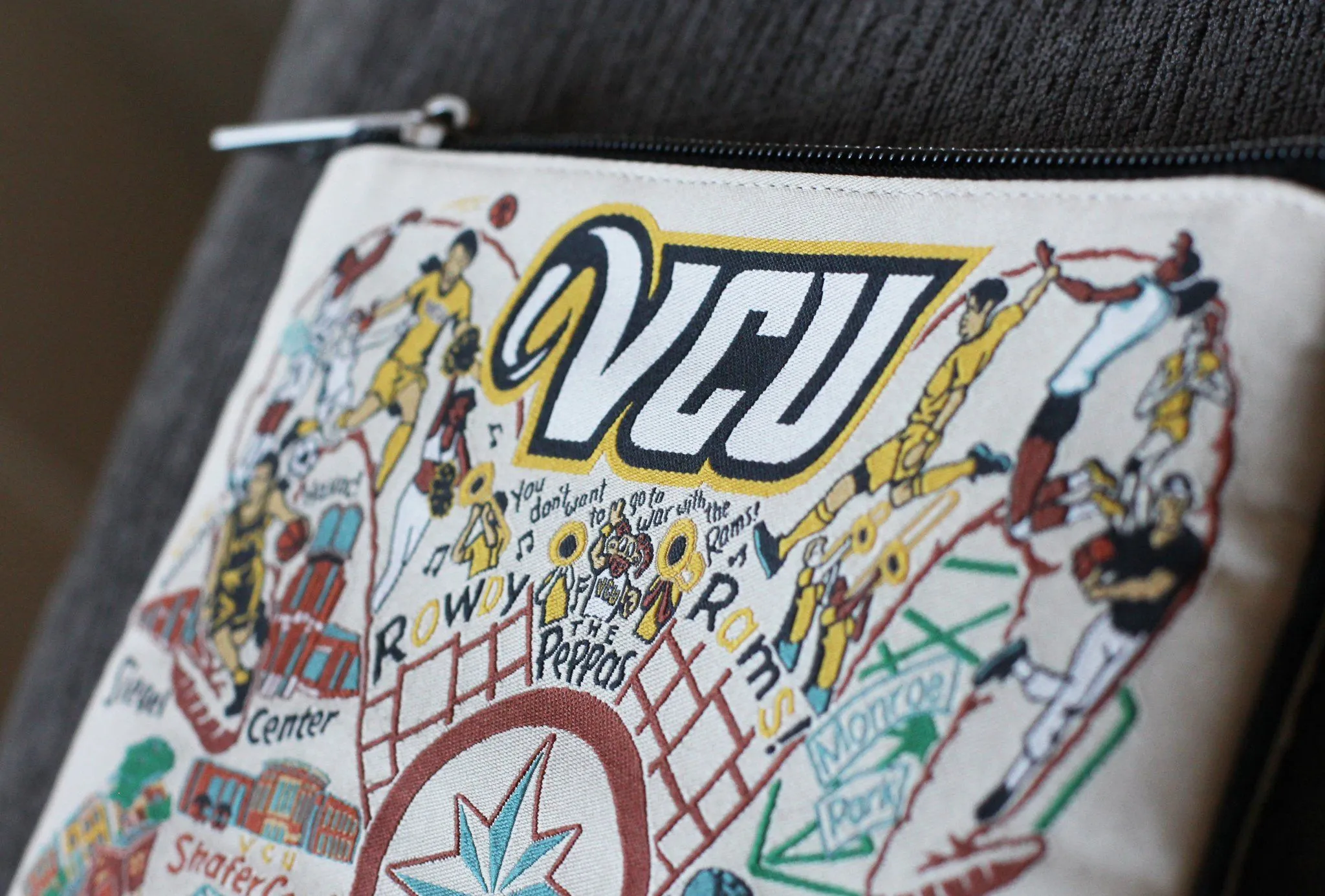 Virginia Commonwealth University (VCU) Collegiate Zip Pouch