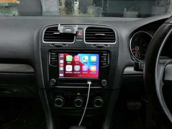 Volkswagen MK5 / MK6 RCD360 OEM Carplay Unit